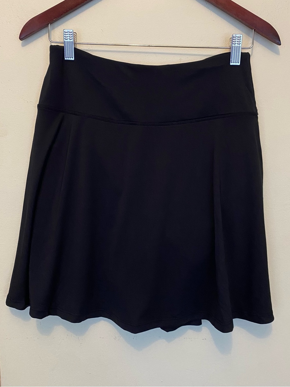 Zuty Black Tennis Skirt Womens M Pocket Skort Pleated Stretch UPF 50 Pickleball